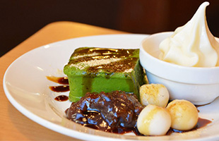 抹茶白玉あんみつ