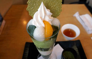 抹茶パフェ